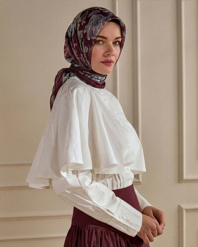 Bordo Gece Çiçeği Desenli Müslin Eşarp