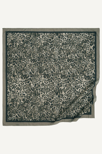 Çağla Leopar Desenli Kraş Eşarp (1)