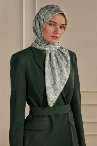 Çağla Zambak Desen Natural Eşarp