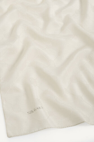 Ekru Monogram Desen Mercan Eşarp - 3