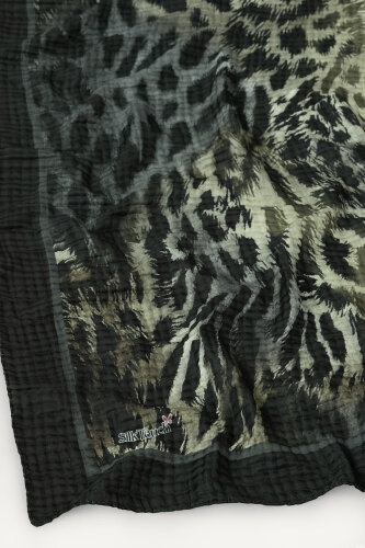Gri Leopar Desenli Müslin Şal (1)