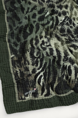 Haki Leopar Desenli Müslin Şal (1)