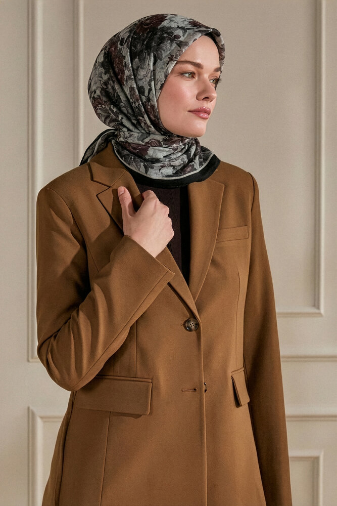 Siyah Gece Çiçeği Desenli Müslin Eşarp - 1