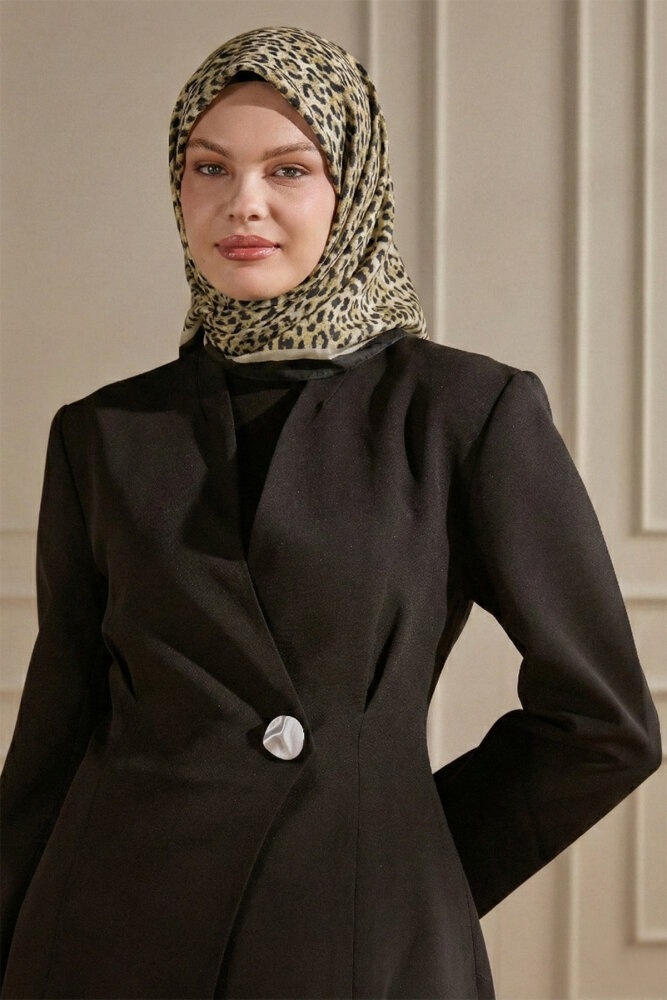 Siyah Leopar Desenli Kraş Eşarp - 1