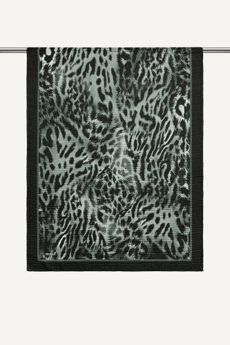 Siyah Leopar Desenli Müslin Şal