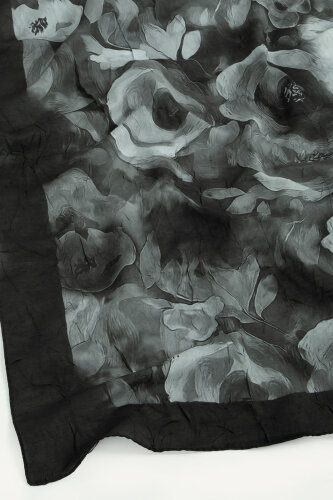 Siyah Suluboya Gül Desenli Kraş Şal (1)