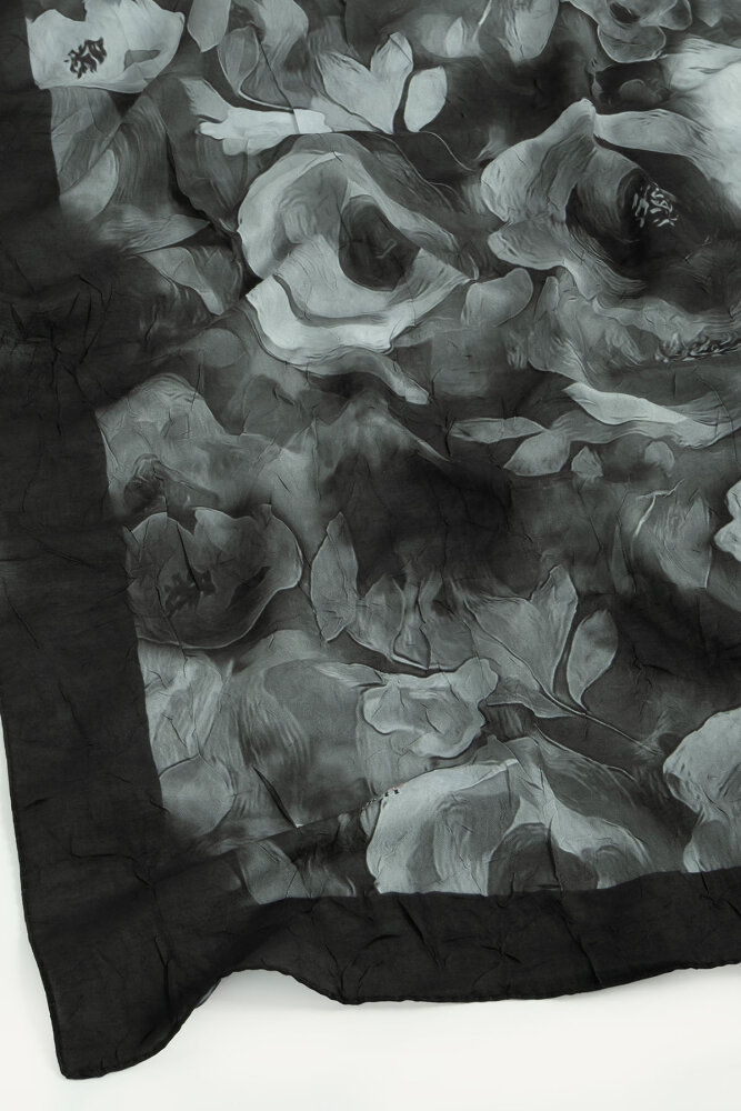 Siyah Suluboya Gül Desenli Kraş Şal - 2